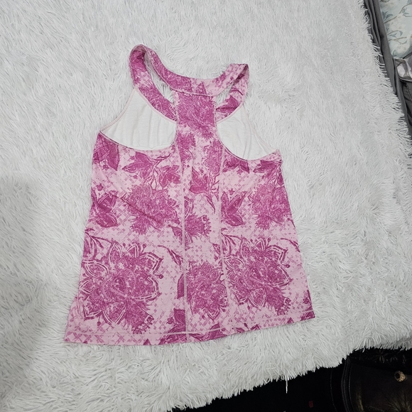 NordicTrack Yoga Fitness Tank Racer Back Built-in Coverage Size L 💪 👀 - Picture 2 of 14